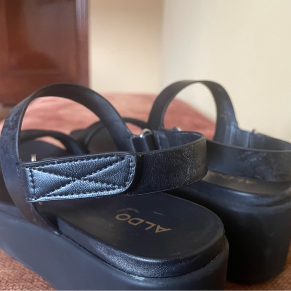 Aldo Platform Black Sandals - Picture 5 of 6